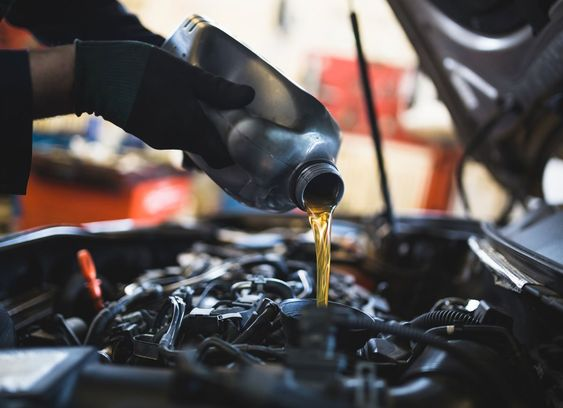 signs that car requires oil change